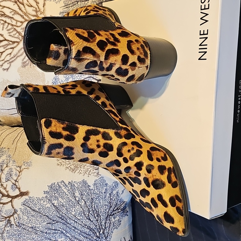 Womens Booties